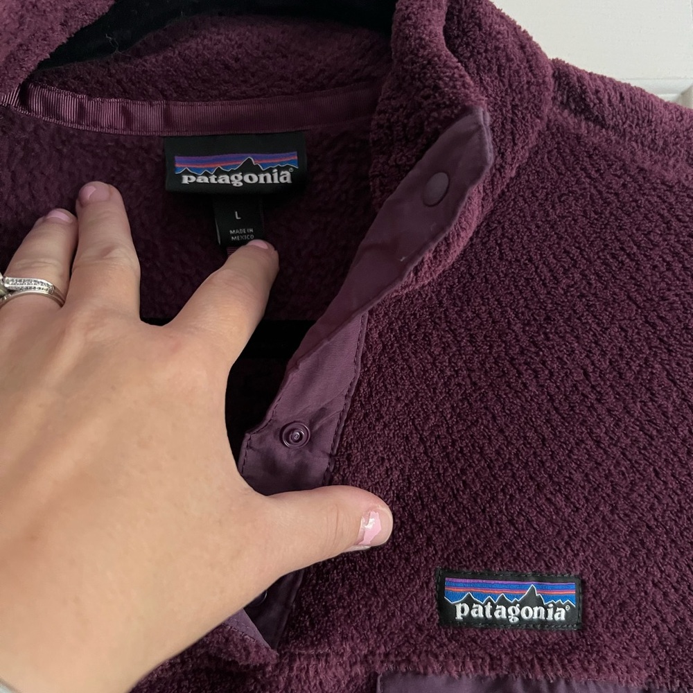 Patagonia Pullover - Picture 2 of 3